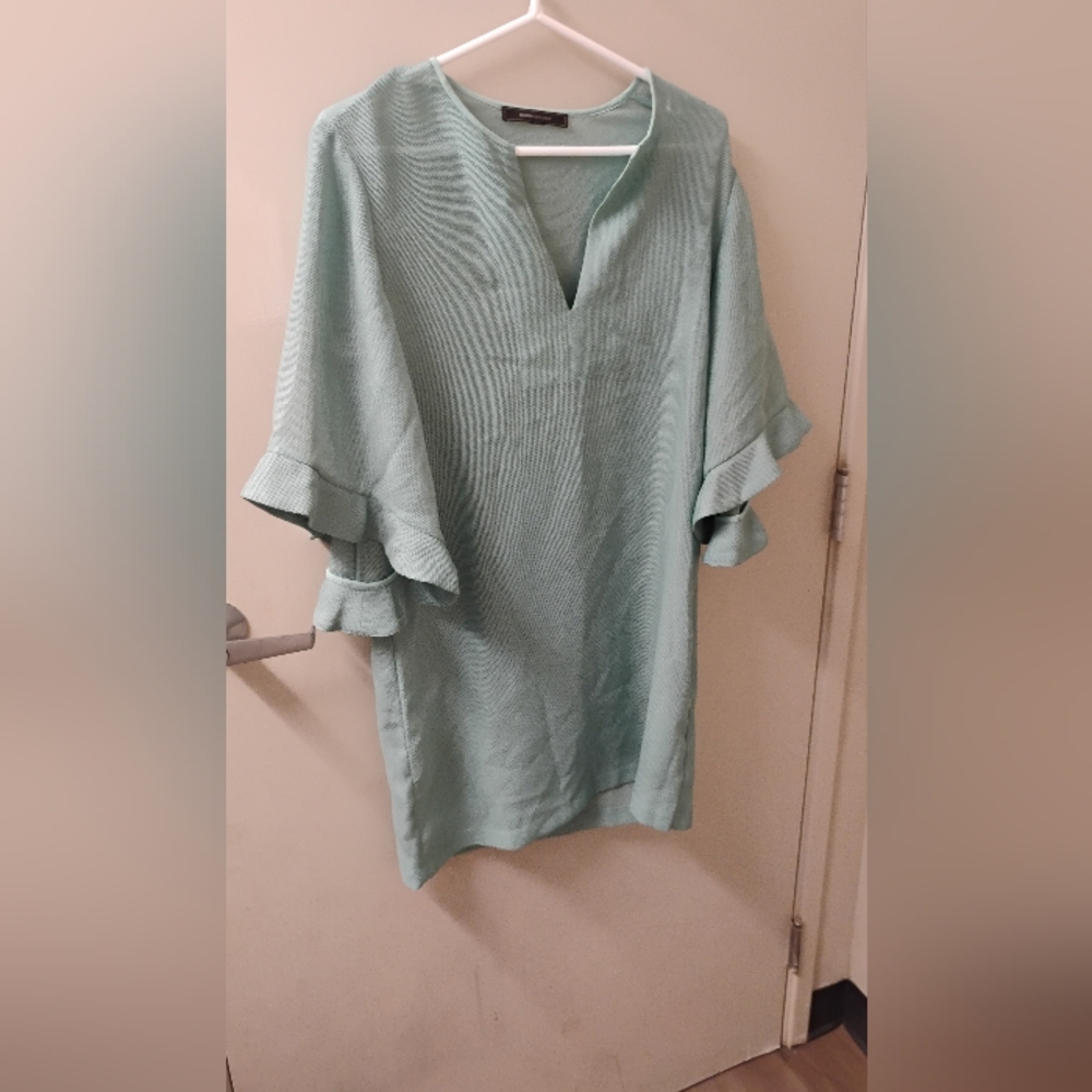 BCBGMaxazria Aqua Tati Flutter Sleeve Mini Dress Notched Neckline Fits Sz M